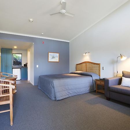 Beach House Motel ปาปาโมอา ภายนอก รูปภาพ