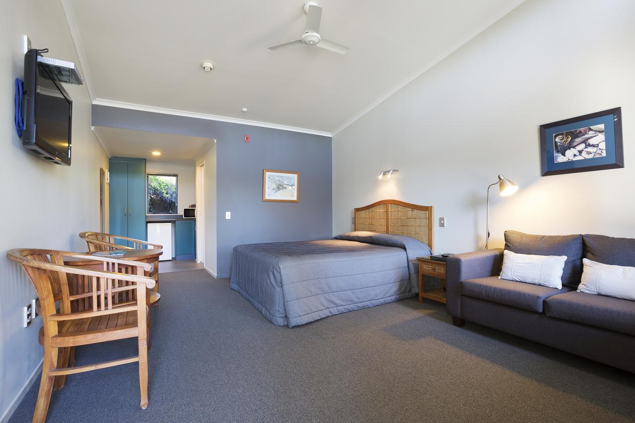 Beach House Motel ปาปาโมอา ภายนอก รูปภาพ